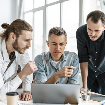 businesspeople-meeting-office-working